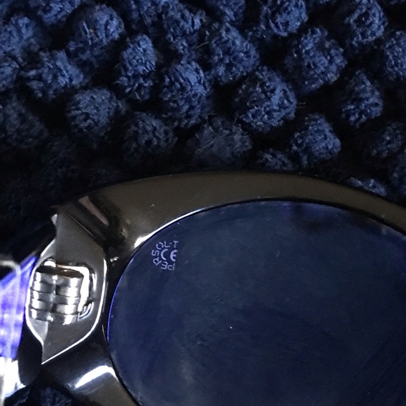 PERSOL SUNGLASSES - Picture 5 of 10